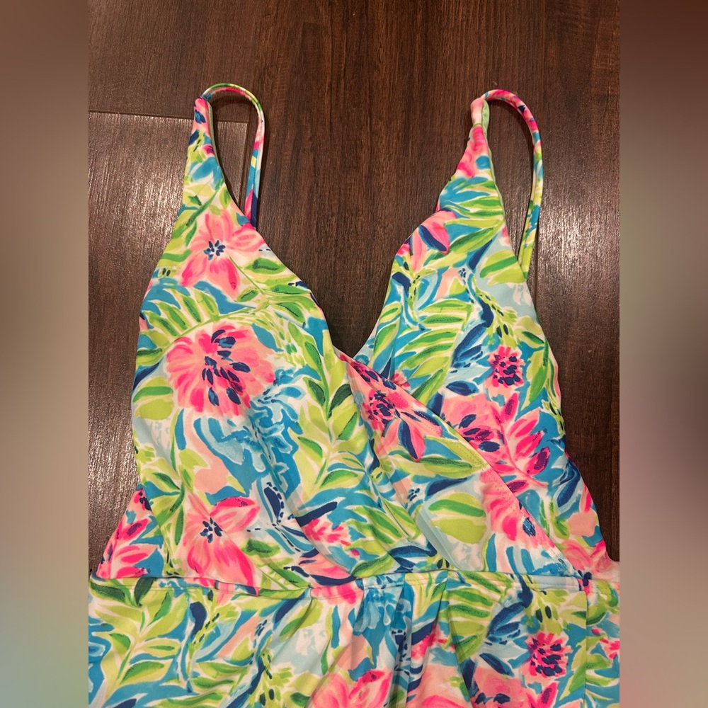 NWT Stella Parker Size Small Wrap Swim Dress Multicolor Water Lily Pattern - Picture 3 of 11